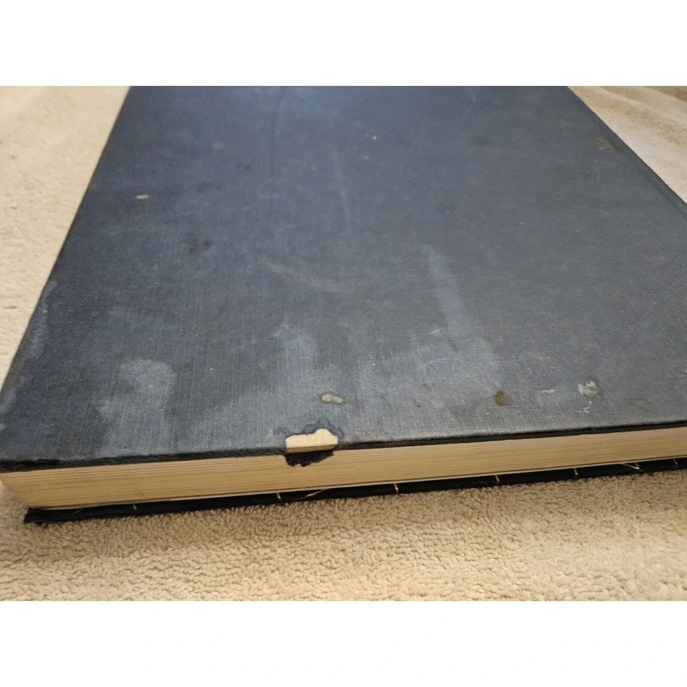 Atlas of the World coffee table book‎ Big 